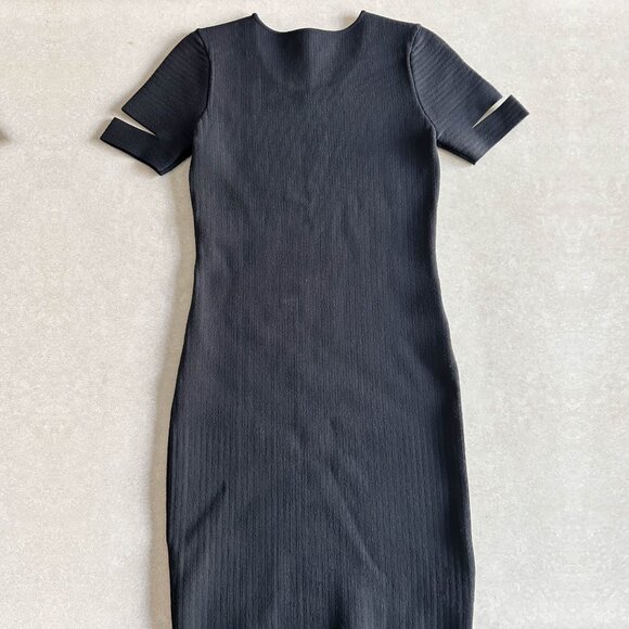 Alexander Wang Slit Sleeve Knit Dress ASO Isabelle Lightwood - Picture 4 of 9